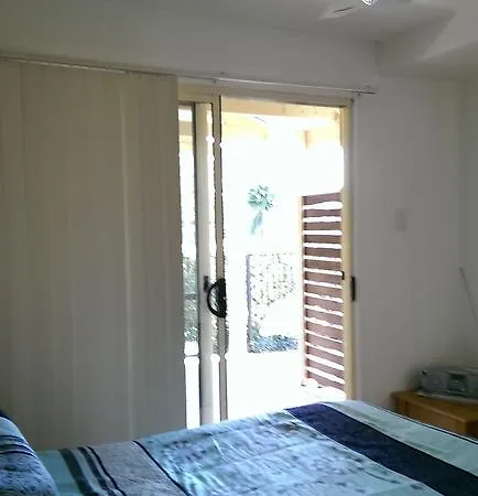 Tropical Coast Retreat - Pet Friendly - Adult Only Guest House Kingscliff Room photo