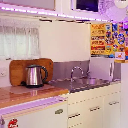 Tropical Coast Retreat - Pet Friendly - Adult Only Guest House Kingscliff Room photo
