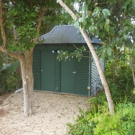 Tropical Coast Retreat - Pet Friendly - Adult Only Guest House Kingscliff Room photo