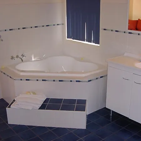 Tropical Coast Retreat - Pet Friendly - Adult Only Guest House Kingscliff Exterior photo
