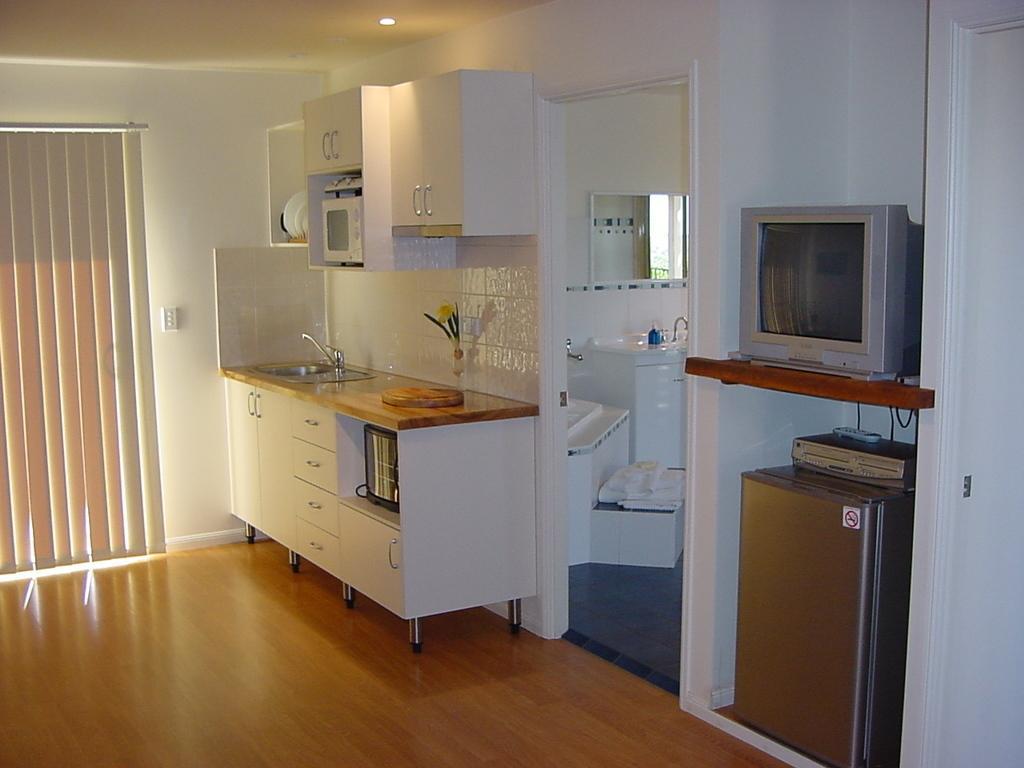 Tropical Coast Retreat - Pet Friendly - Adult Only Country house Kingscliff