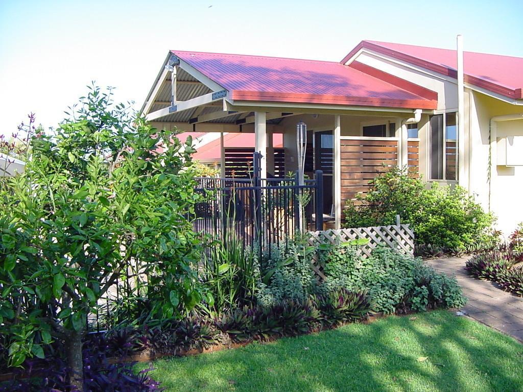 Tropical Coast Retreat - Pet Friendly - Adult Only Kingscliff